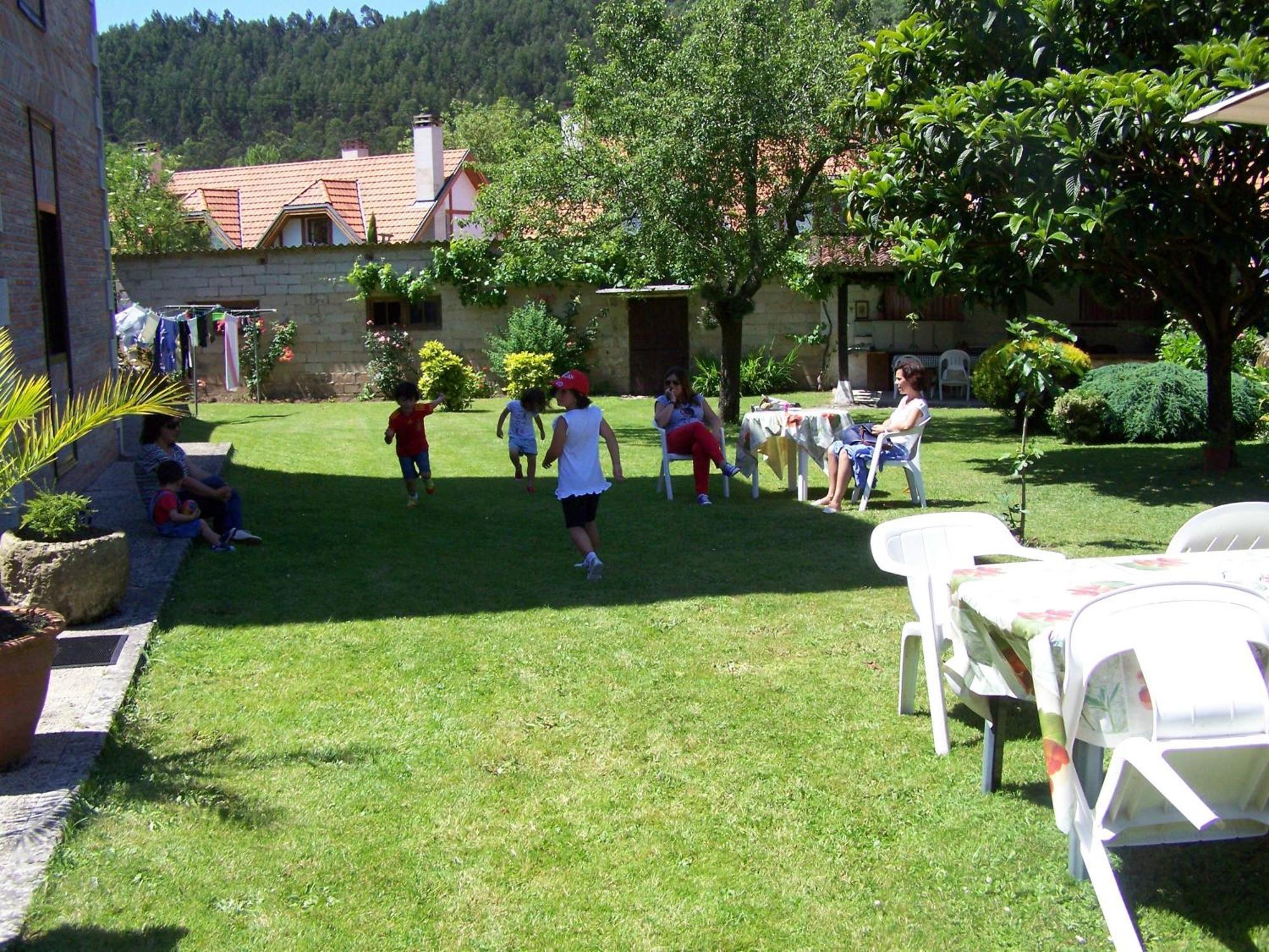 Posada De Muno Munorrodero Bagian luar foto